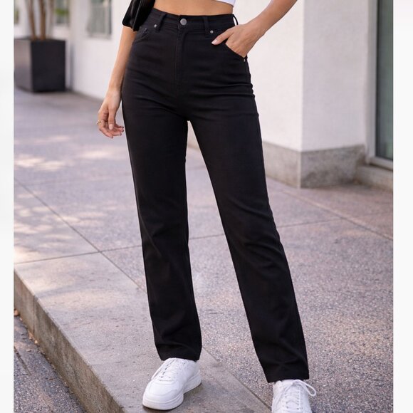 American Eagle Outfitters Pants - American Eagle NWT Super High Rise Straight 2/26W Black Stretch